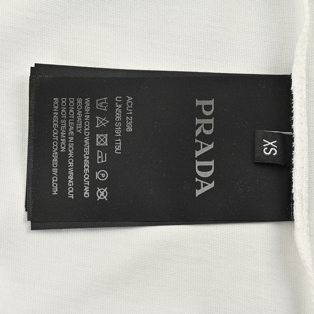 Pra*a pocket t-shirt