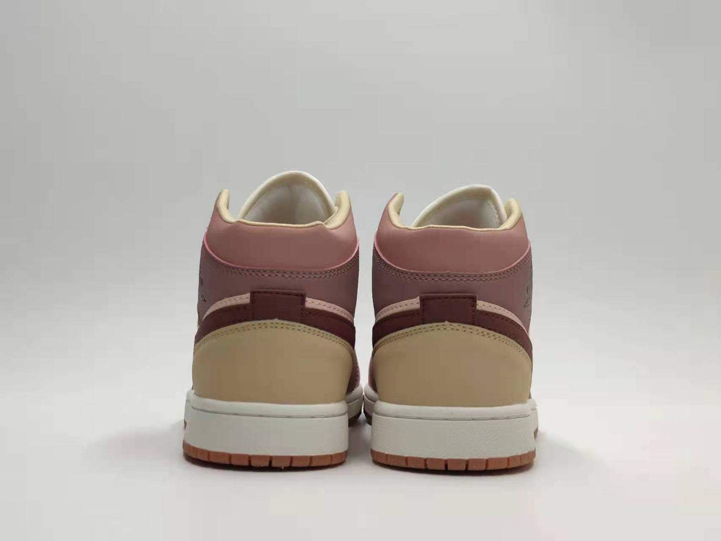 Air Jordan 1 Mid "Red Bean"