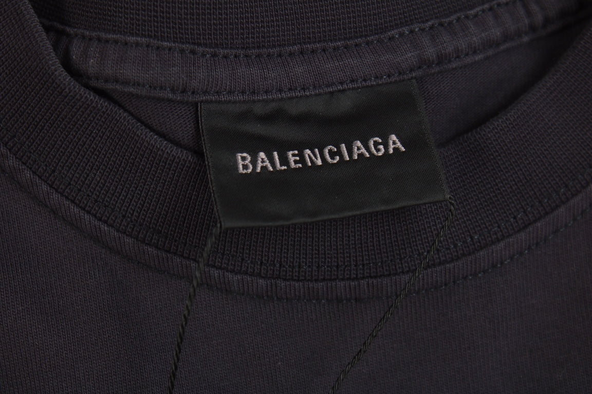 Ba*len*cia*ga t-shirt with xxxl logo