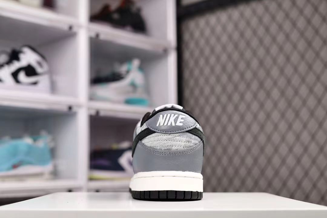 Nike Dunk Low "Black/White/Light Smoke Grey" – Monochrome Mastery