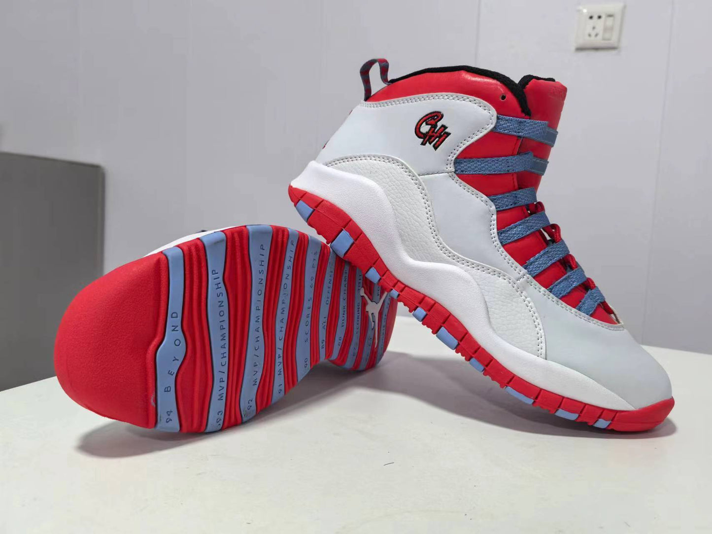 Air Jordan X Retro "Chicago"