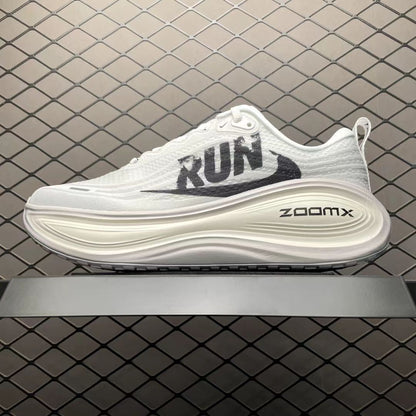 Nike Zoom Vomero in Grey/White: Urban Cloud