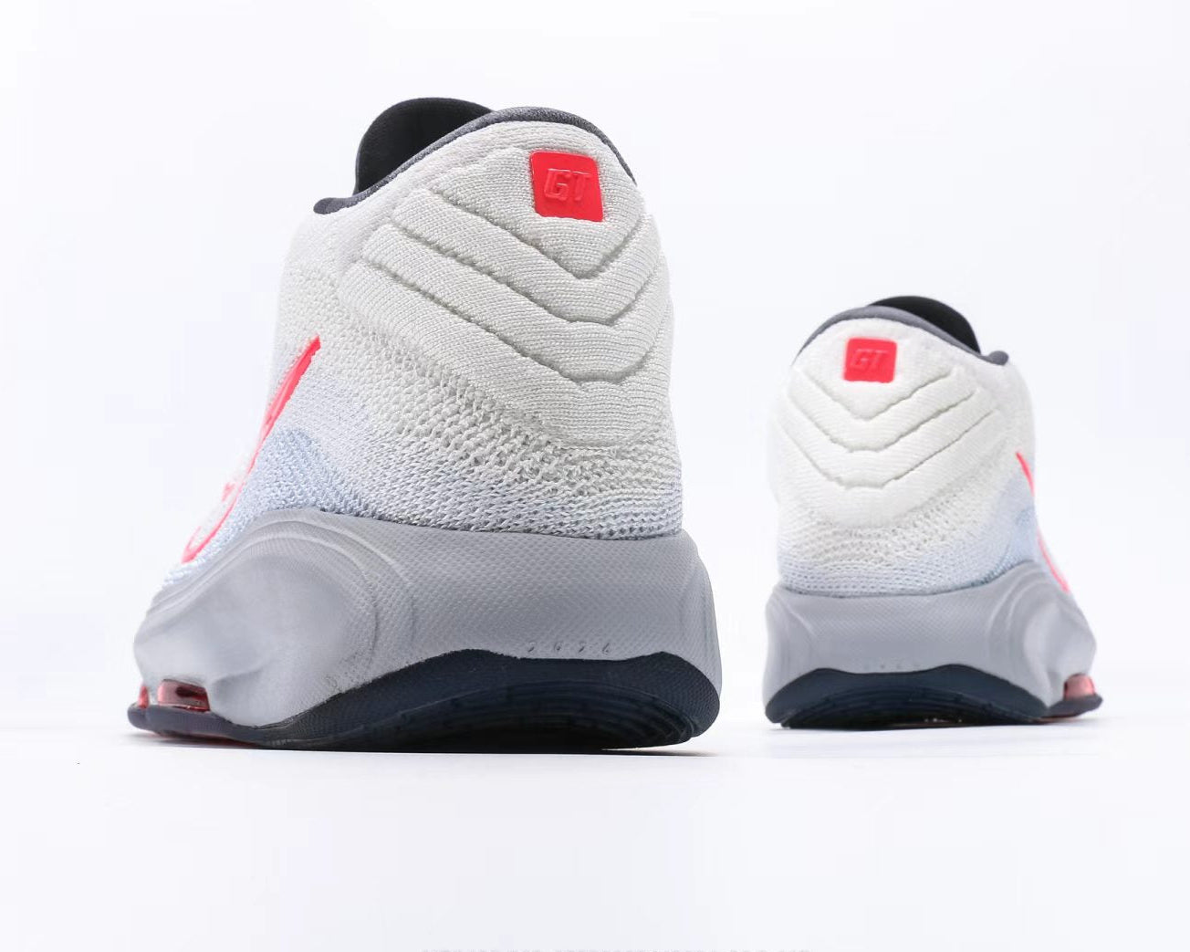 Nike G.T. Hustle 3 "White/University Red" – Classic Court Energy