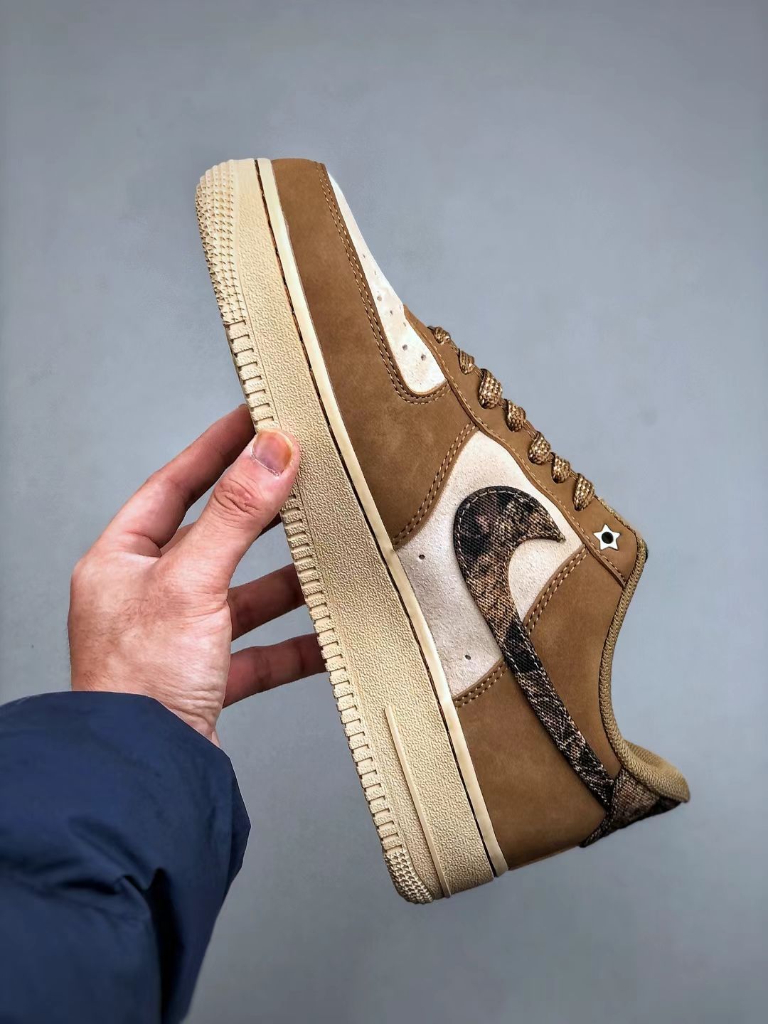 Nike Air Force 1 "Brown/Yellow" – Earth-Toned Heritage