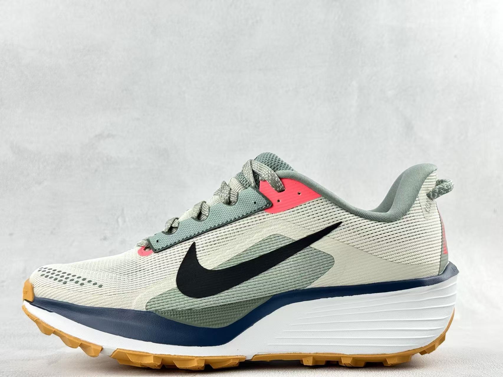 Nike Air Zoom Pegasus "Green/Blue" – Energetic Daily Runner
