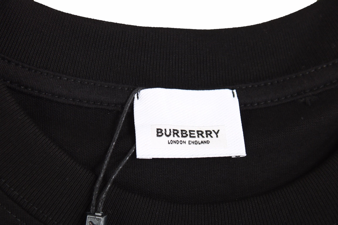 Burberry T-Shirt (Black)