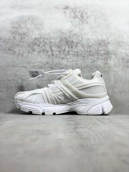 Balenciaga in White: Architectural Purity