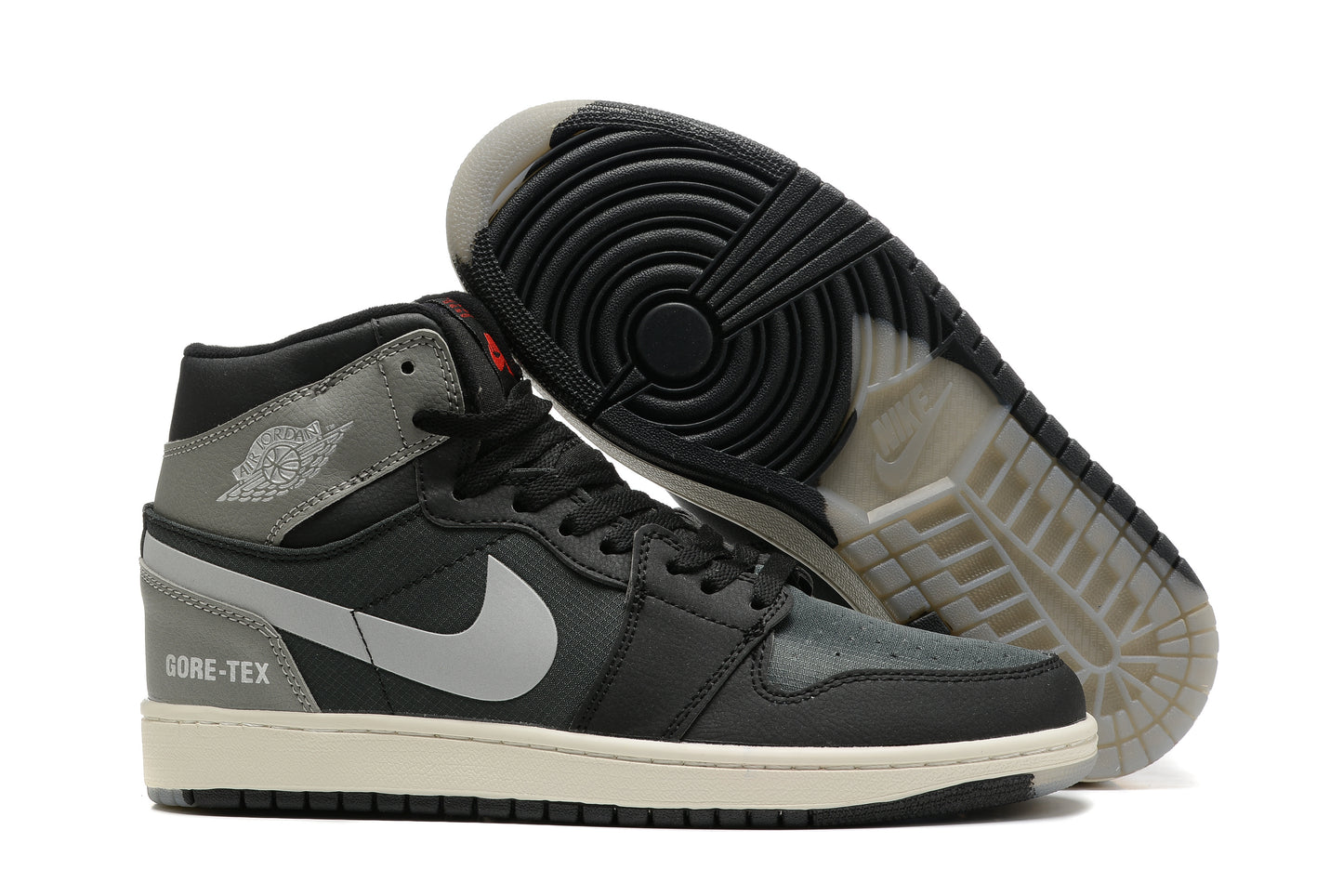 Air Jordan 1 Retro High OG 'Black / Industrial Blue'
