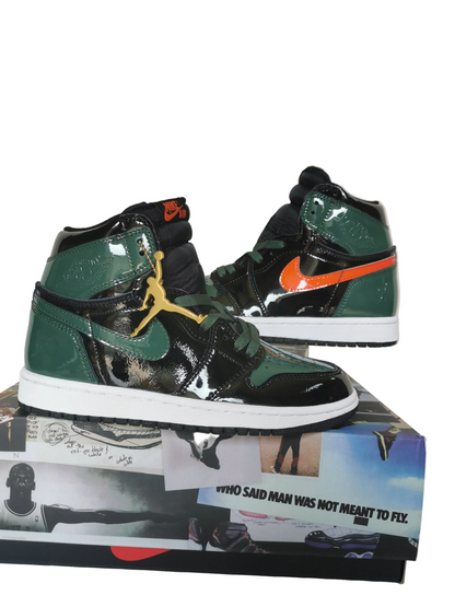 Air Jordan 1 Retro High OG 'Pine Green Black'