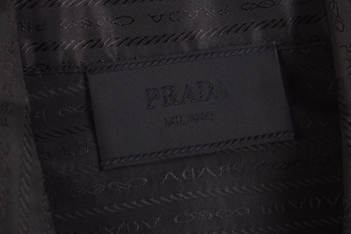 Pra*a zip-up shirt