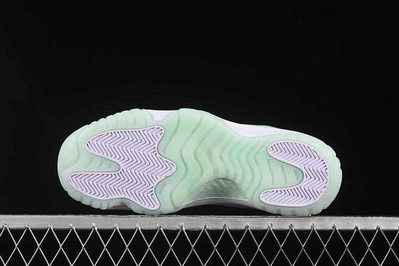 AIR JORDAN 11 LOW "ICE BLUE" (WHITE/GREEN)