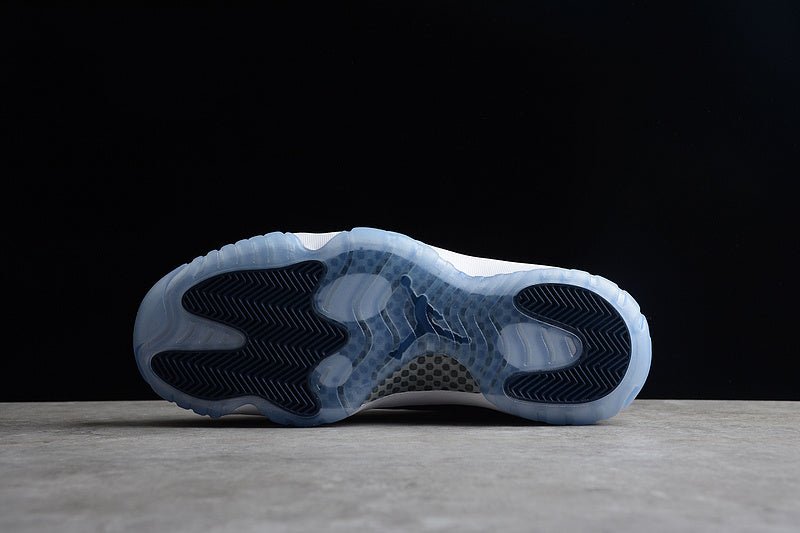 AIR JORDAN 11 RETRO LOW GEORGETOWN GREY MIST/WHITE - MIDNIGHT NAVY - Prime Reps