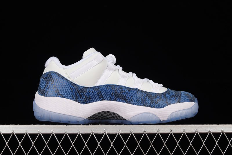 AIR JORDAN 11 RETRO LOW NAVY SNAKESKIN 2019 WHITE/BLACK - Prime Reps