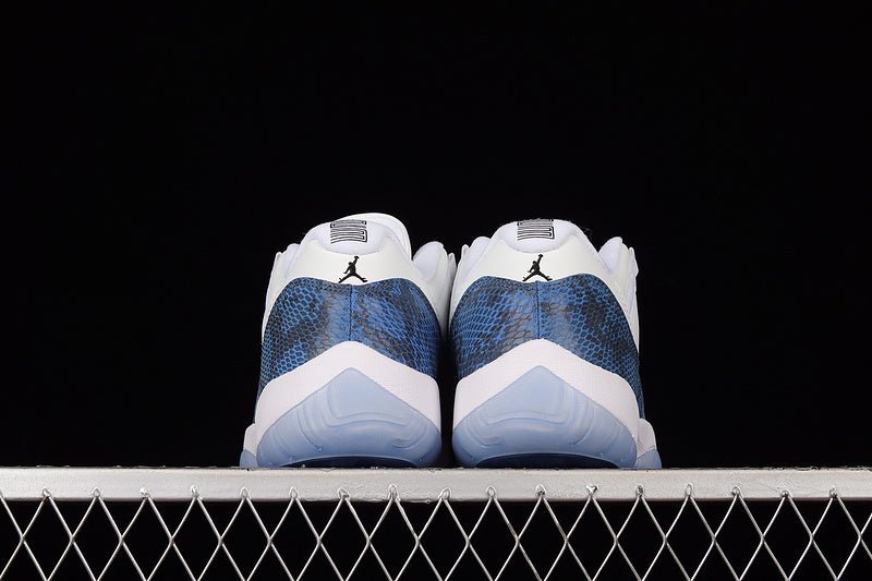 AIR JORDAN 11 RETRO LOW NAVY SNAKESKIN 2019 WHITE/BLACK - Prime Reps