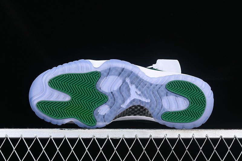 AIR JORDAN 11 RETRO WHITE/GREEN - Prime Reps