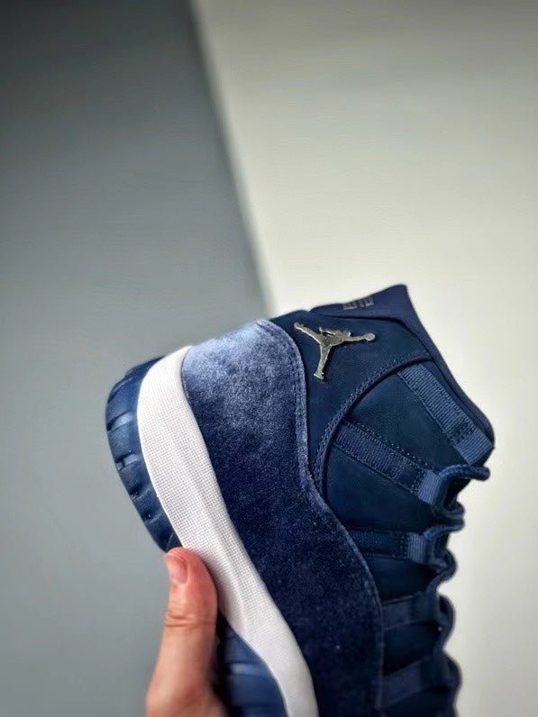 Air Jordan 11 retro“Midnight Navy” - Prime Reps