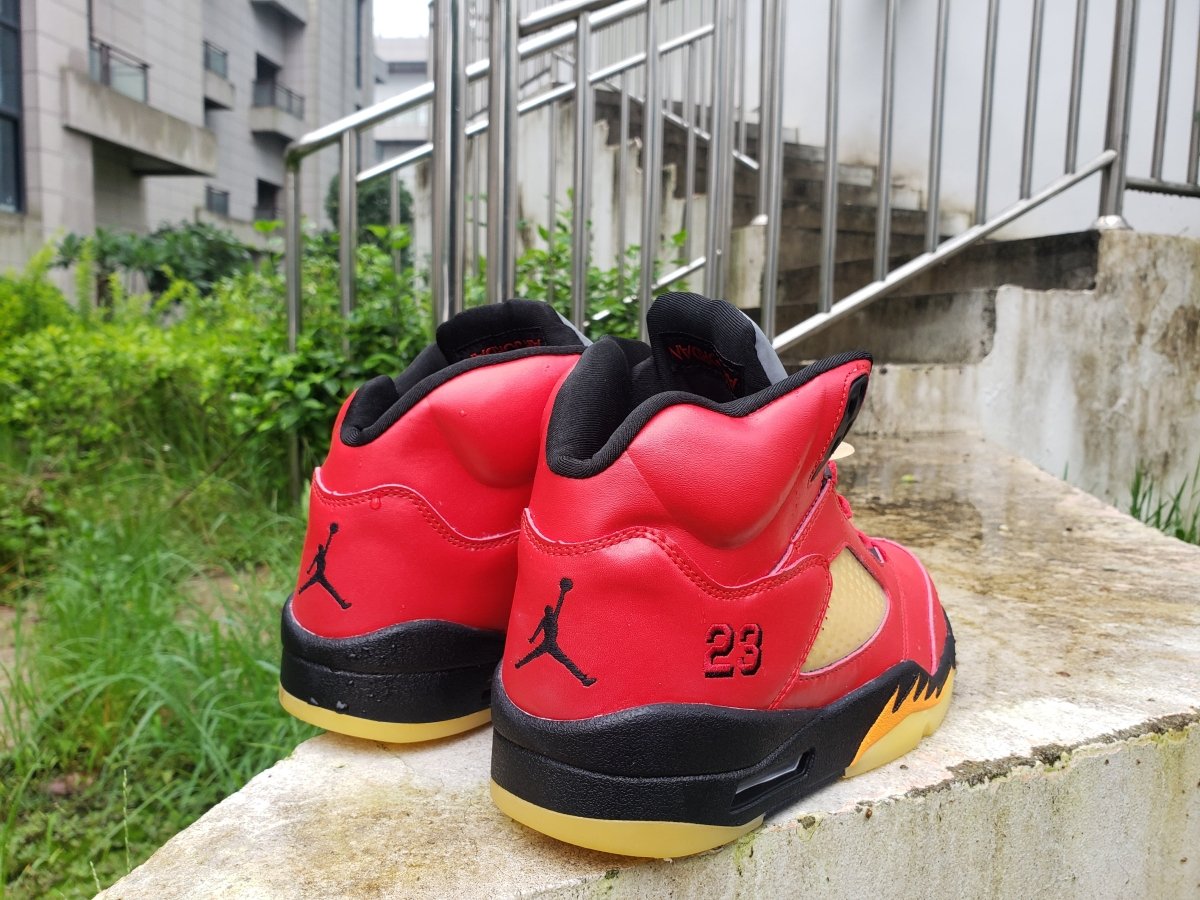 Air Jordan 5 "Raging Bull" - Prime Reps