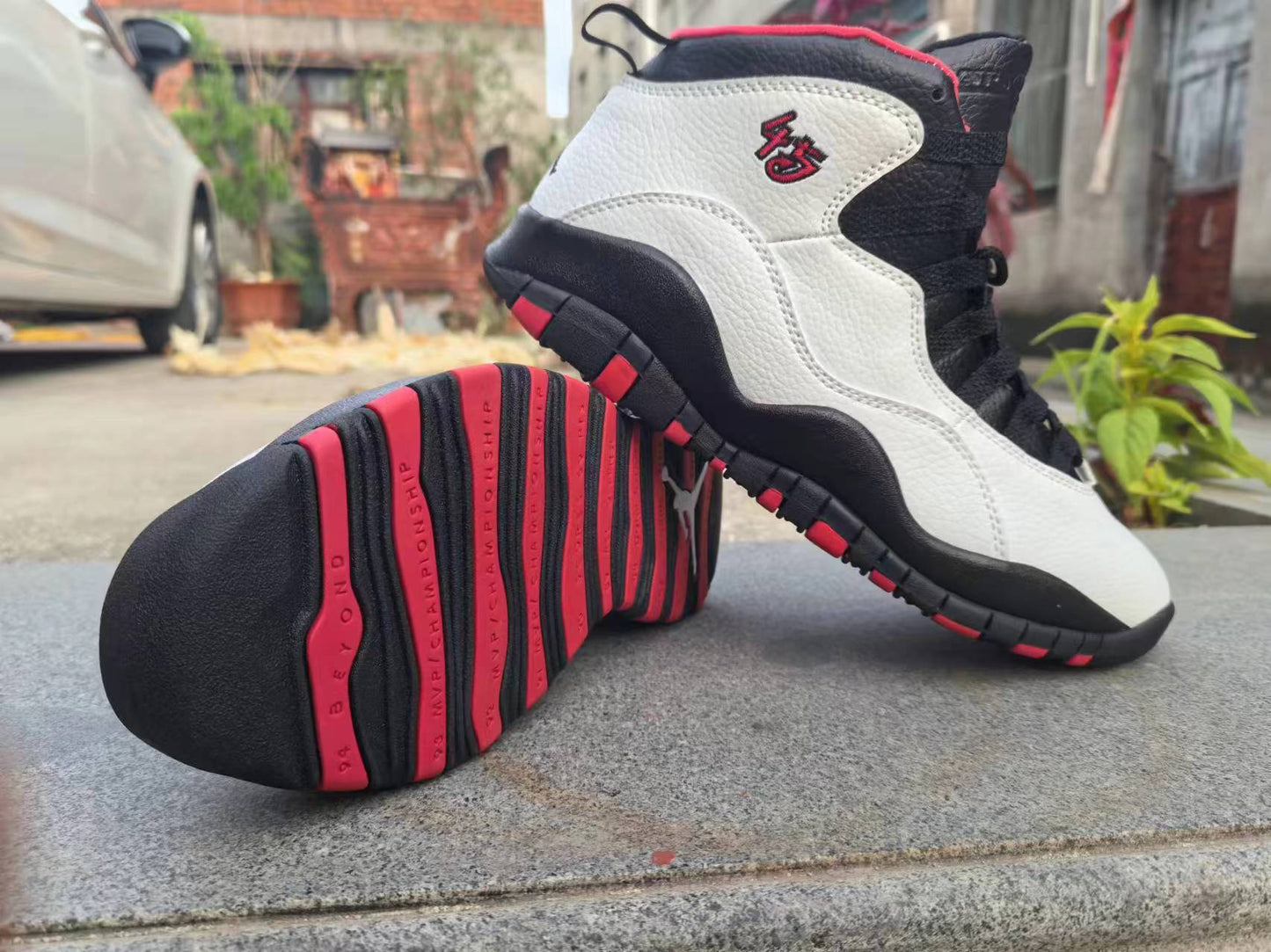 Air Jordan X Retro "Black / White / Varsity Red"