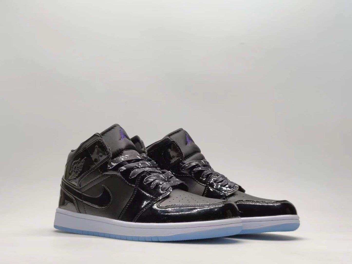 Air Jordan 1 Retro High OG "Space Jam"