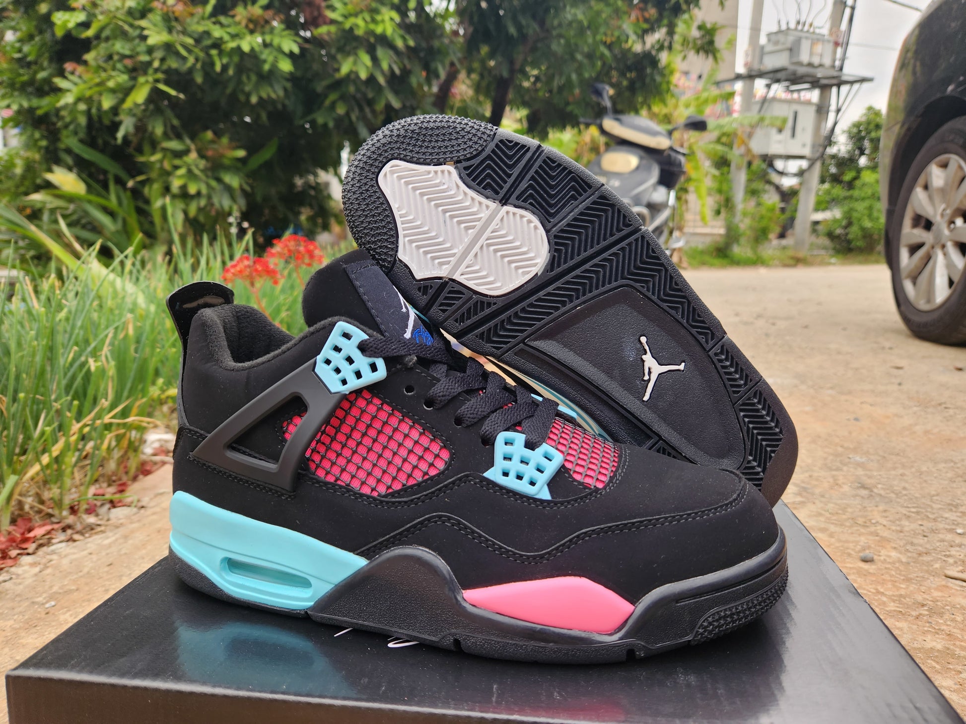 Air Jordan 4 Retro 'Black/ Pink Quartz'