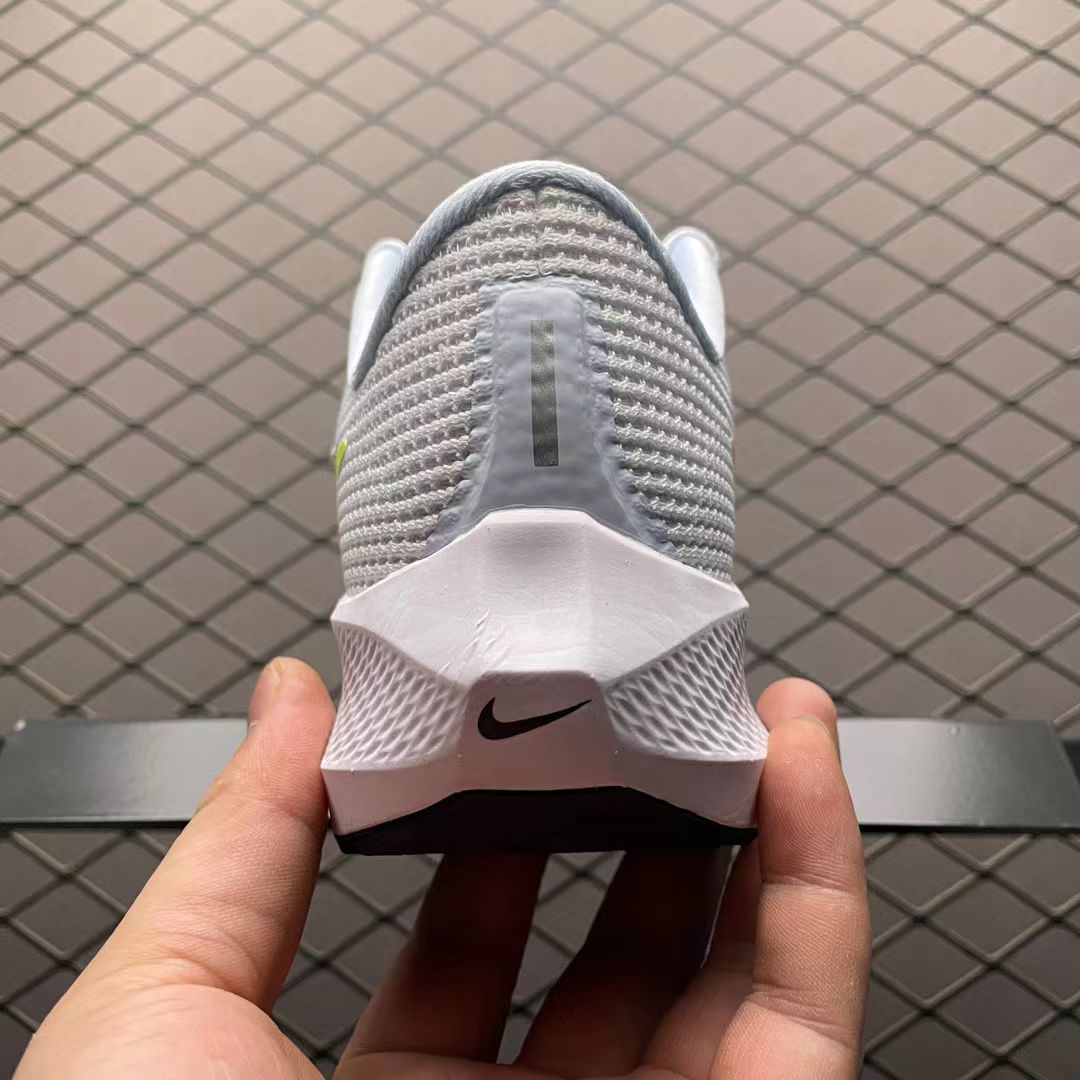 Nike Air Zoom Pegasus “White/Orange” – Everyday Energy