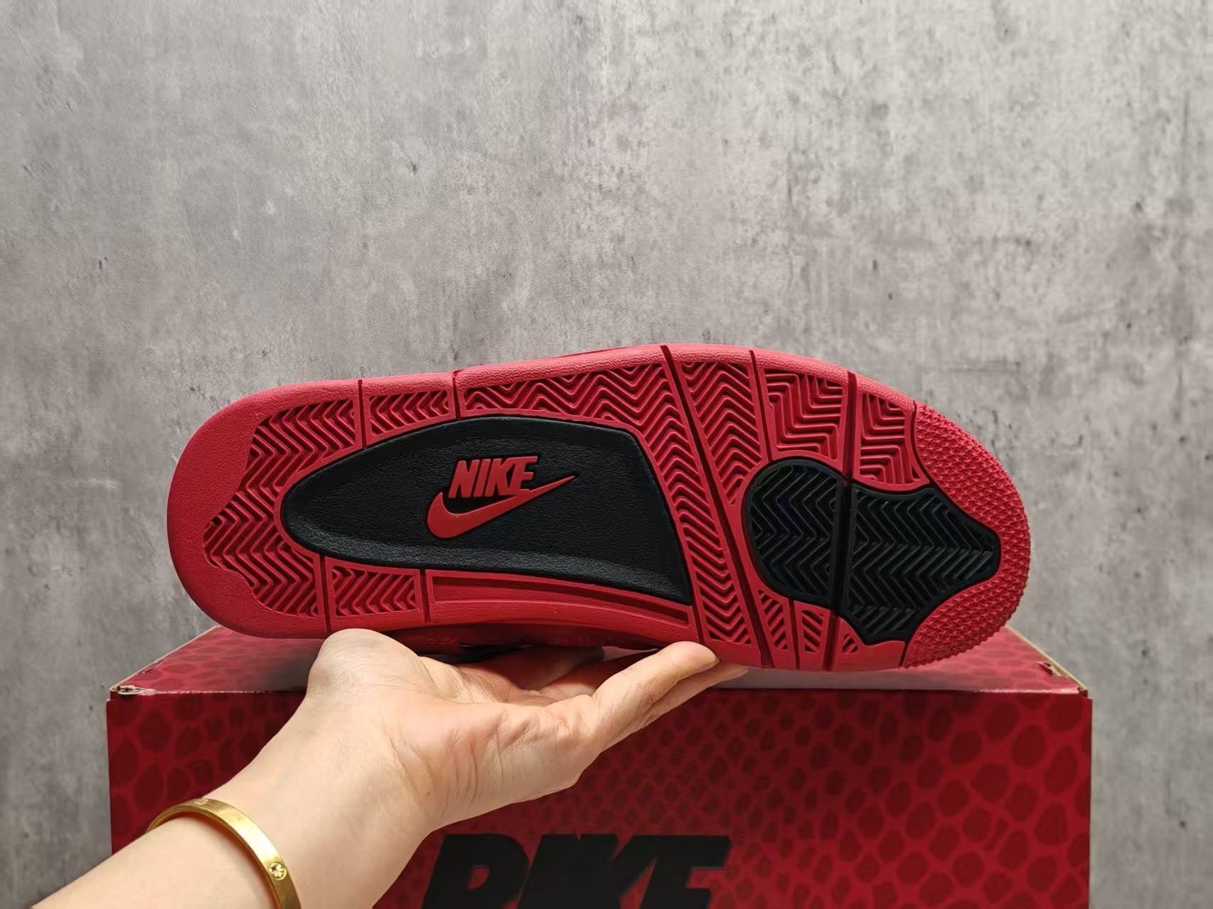 Air Jordan 4 "Red Raptor"
