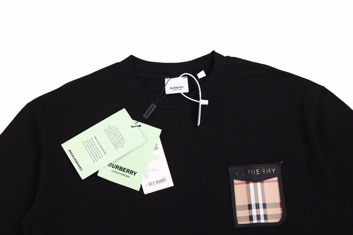 Burberry T-shirt with Check Pocket