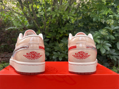 Air Jordan 1 Low "Valentine's Day"