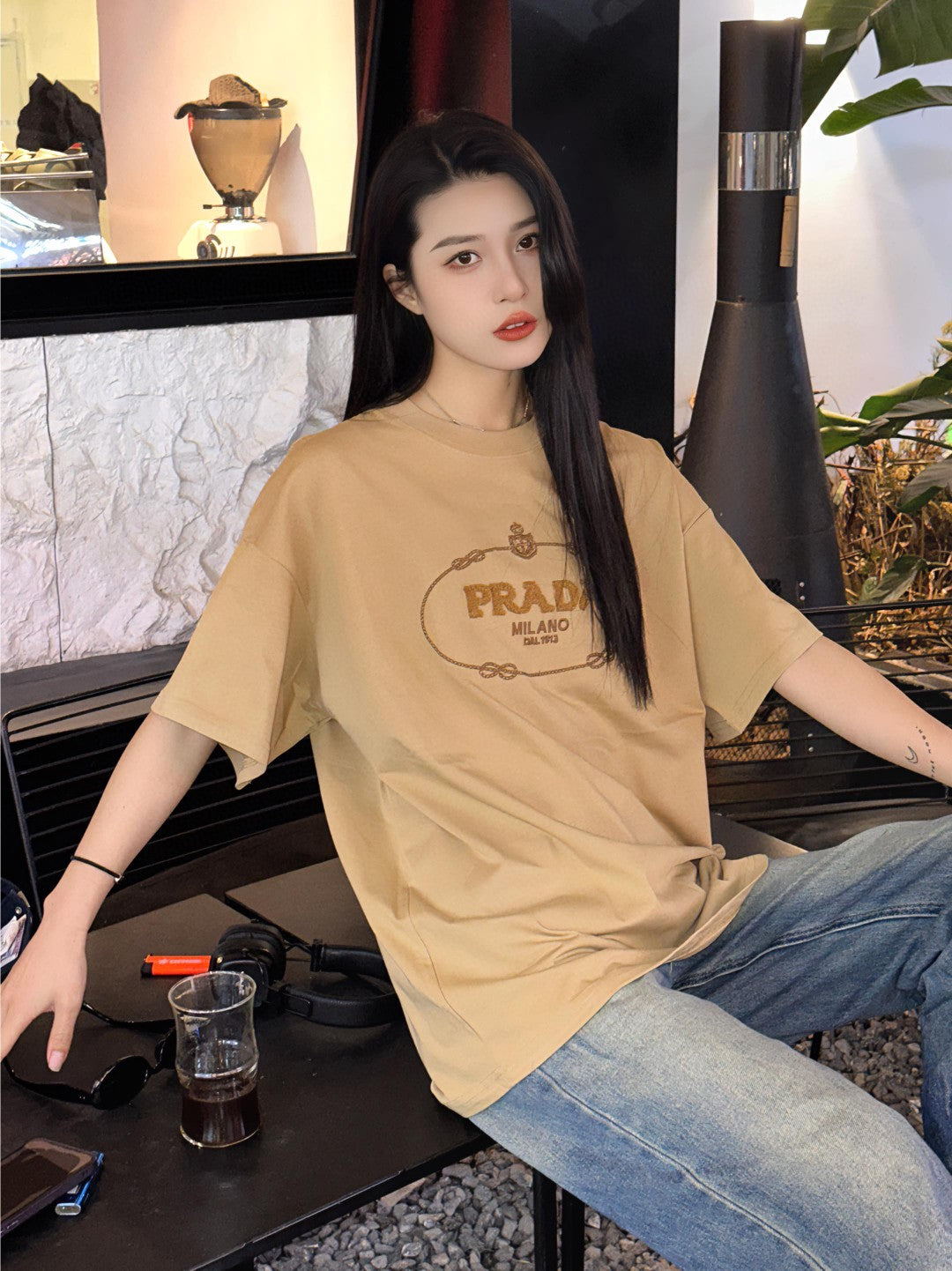 Pra*a milano beige logo t-shirt