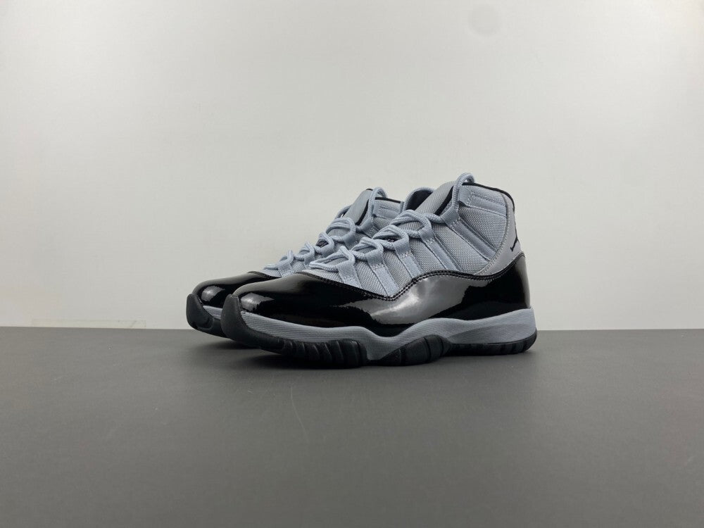 AIR JORDAN 11 RETRO "COOL GREY / BLACK"