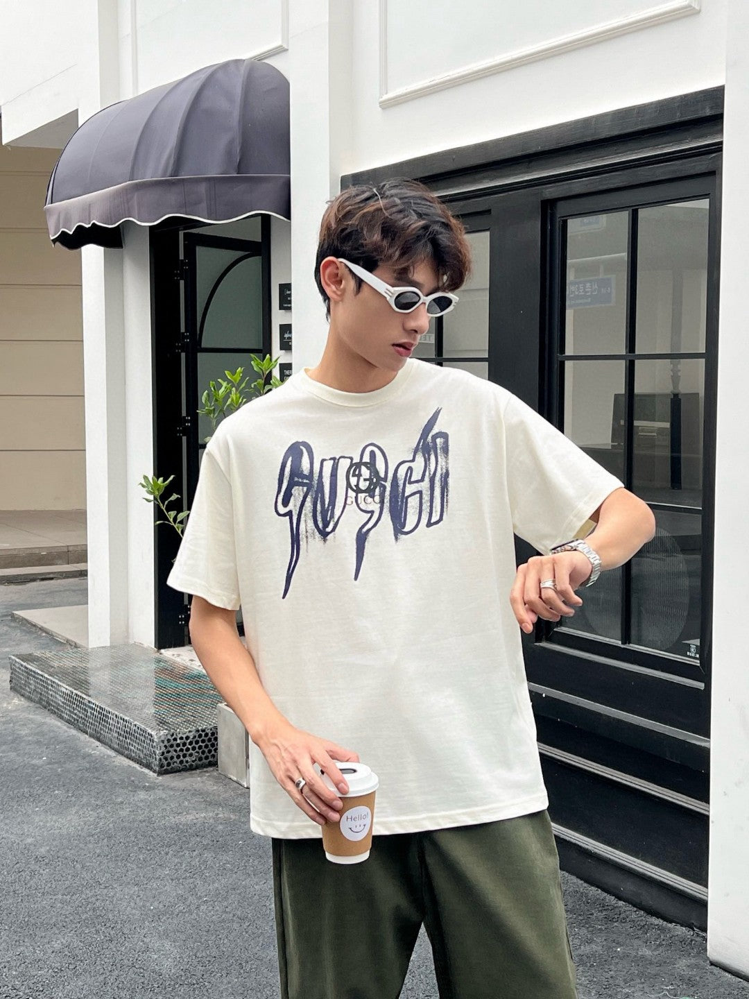 Gucci Graphic Cream T-Shirt