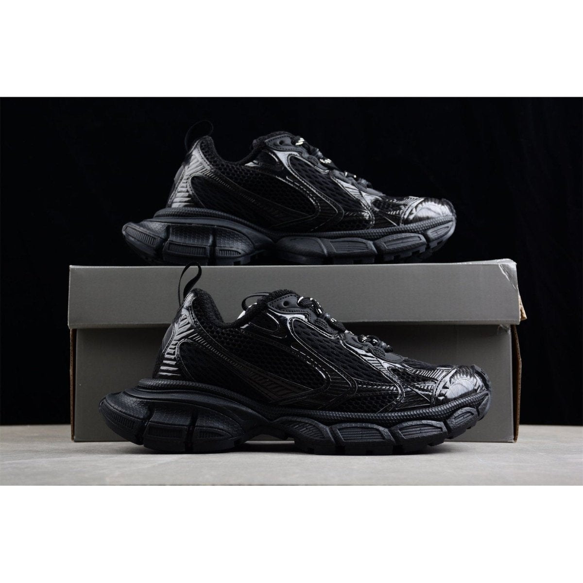 BALENCIAGA 3XL x ALL BLACK - Prime Reps