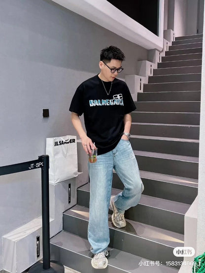 Balenciaga Distorted Logo T-Shirt - Prime Reps