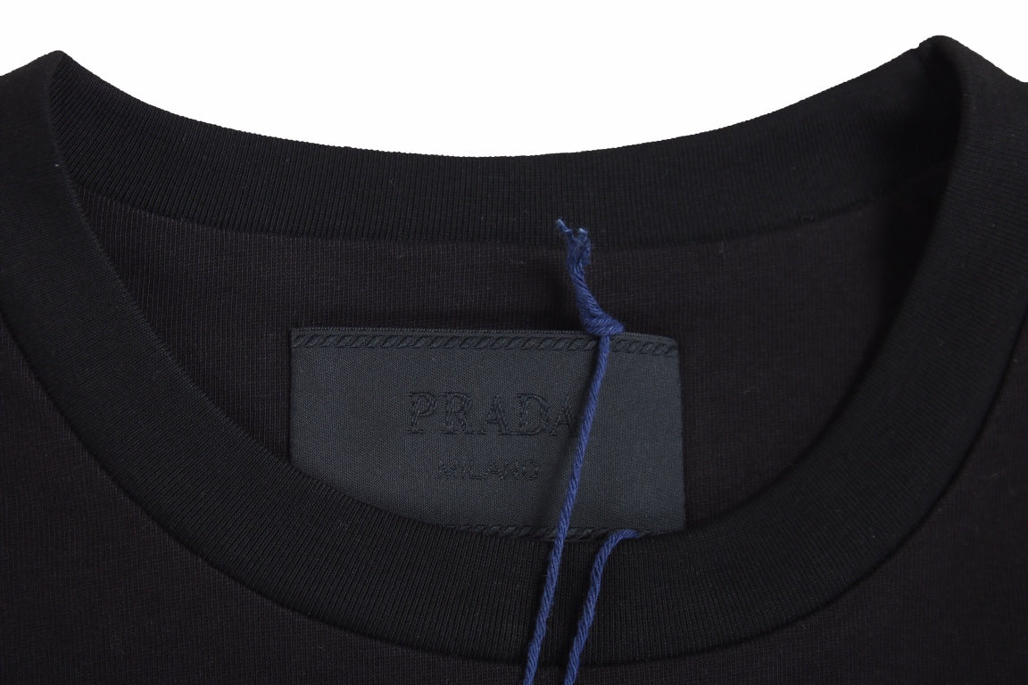 Pra*a logo pocket t-shirt (black)