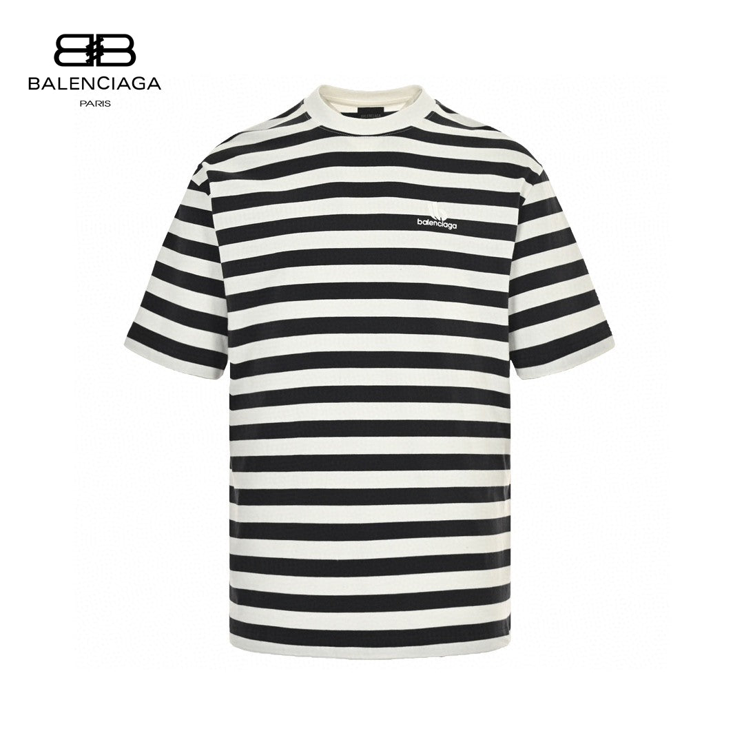 Ba*len*cia*ga black and white striped t-shirt