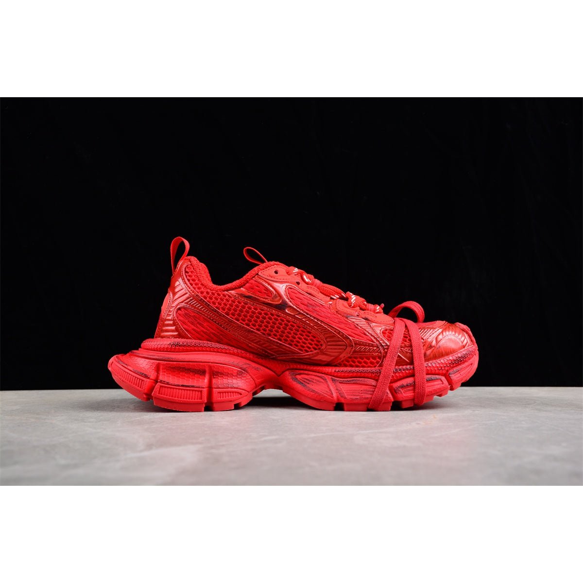 BALENCIAGA 3XL x RED - Prime Reps