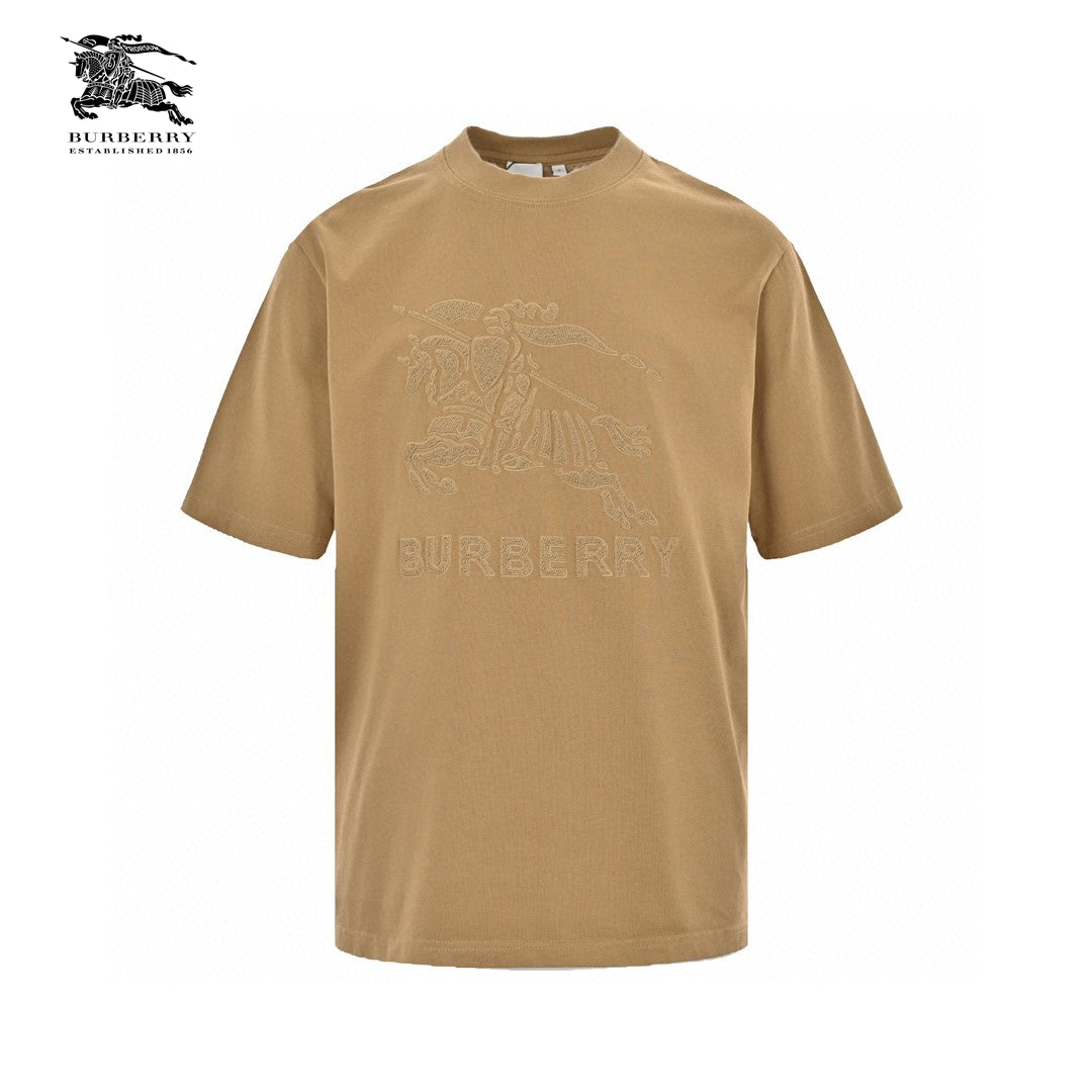 Burberry T-Shirt - Embroidered Knight Logo