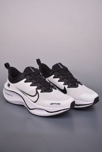 Nike ZoomX in Black/White: Primal Response