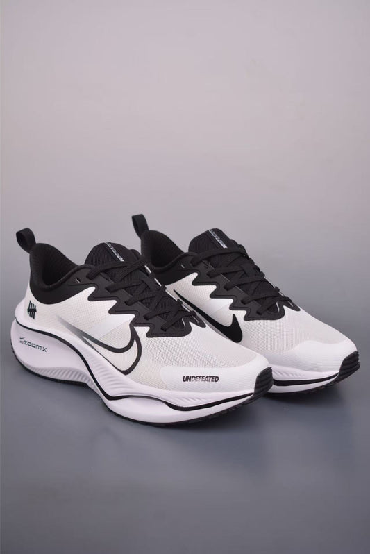 Nike ZoomX in Black/White: Primal Response