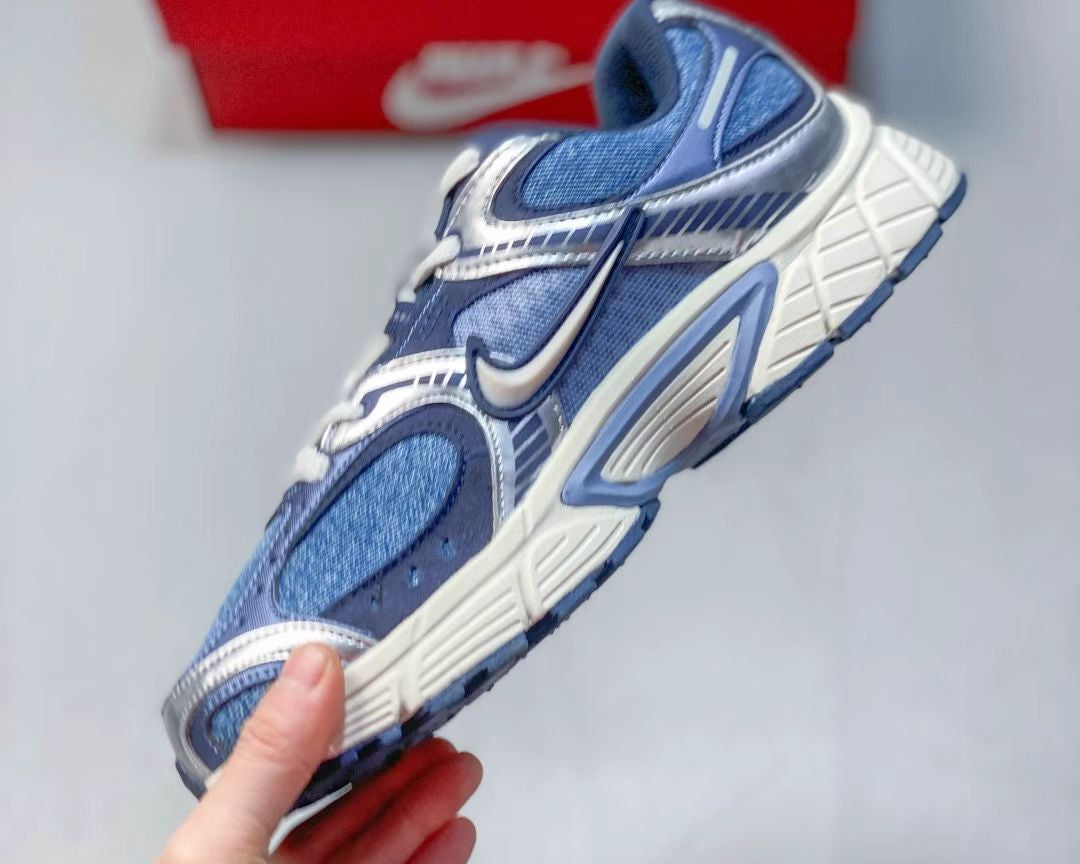 Nike Zoom Vomero 5 "Blue" – Premium Cushioned Runner