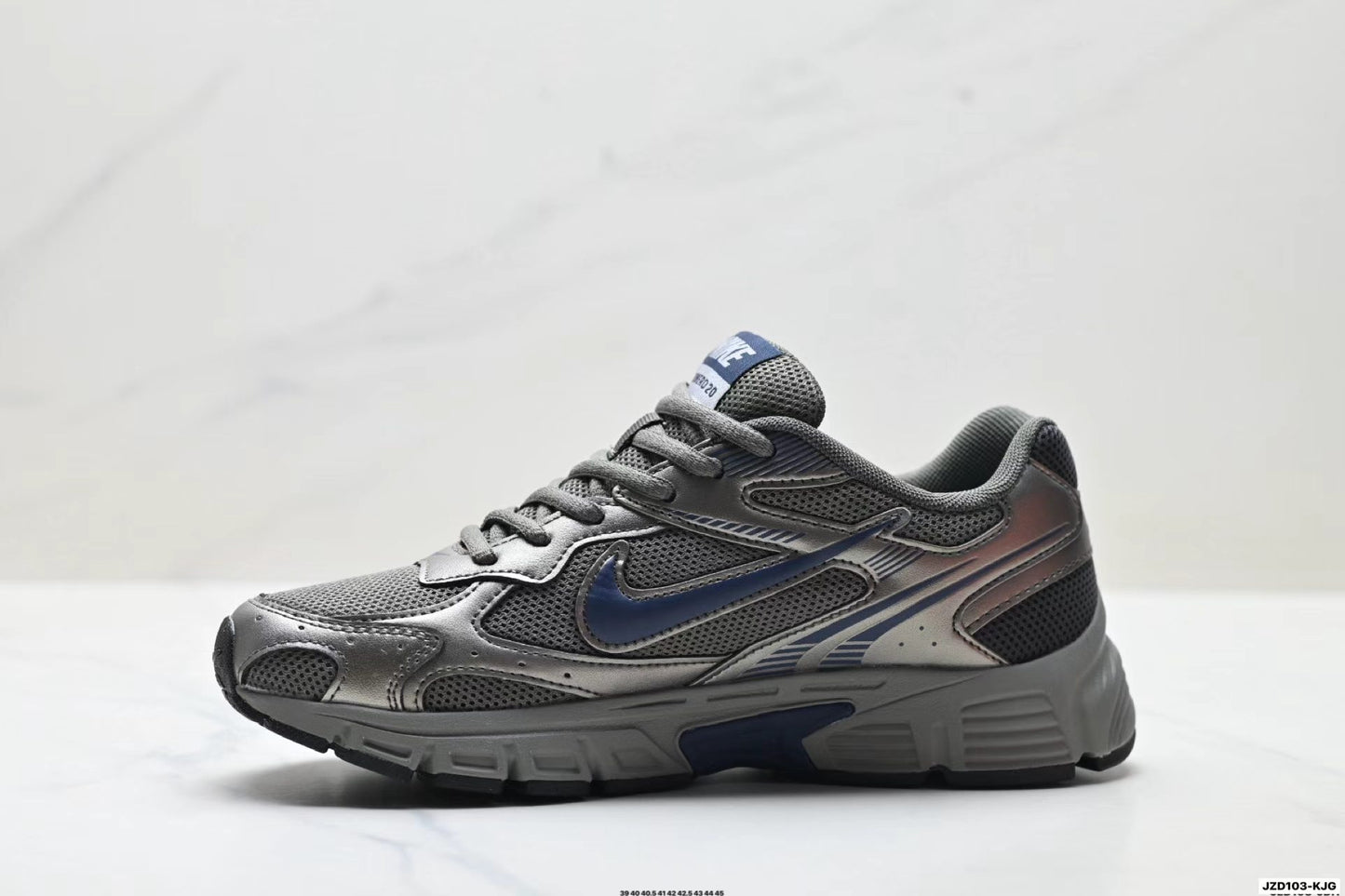 Nike Zoom Vomero 20 in Silver/Blue: Aerodynamic Current