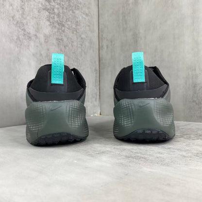 Ava in Black/Deep Green: Nocturnal Foliage