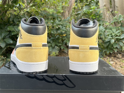 Air Jordan 1 Retro High OG "Pink Quartz"