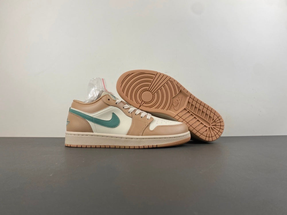 Air Jordan 1 Low "Sail / Seafoam"