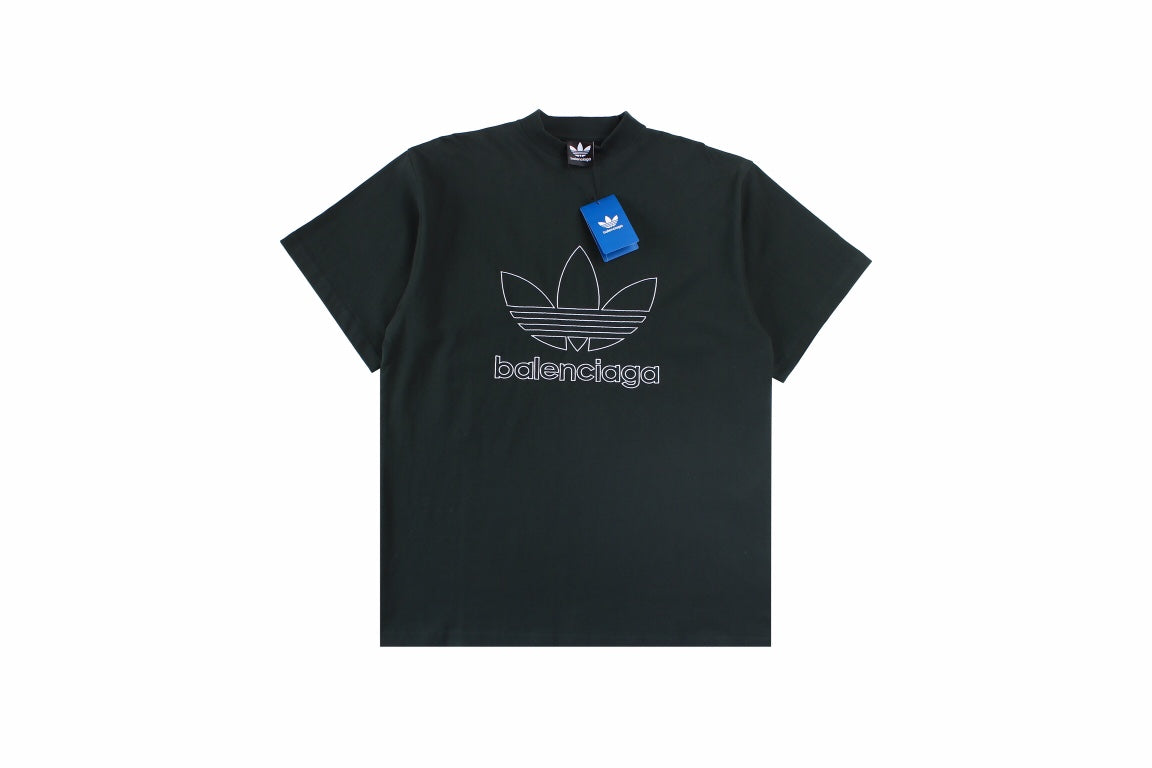 Ba*len*cia*ga t-shirt with ad*s logo