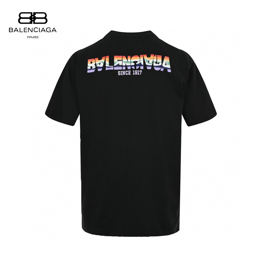 Ba*len*cia*ga black t-shirt with mountain graphic