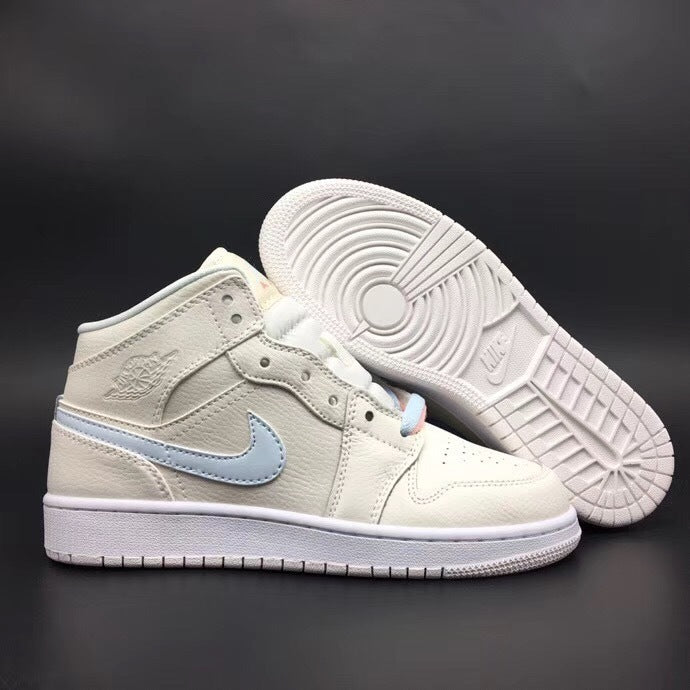 Air Jordan 1 Retro High OG 'Pink Quartz &amp; University Blue'