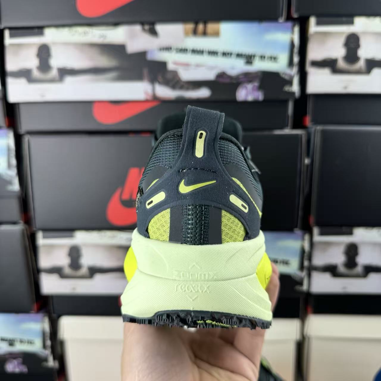 Nike Pegasus "Pale Volt/Green" – Fresh Energy Runner