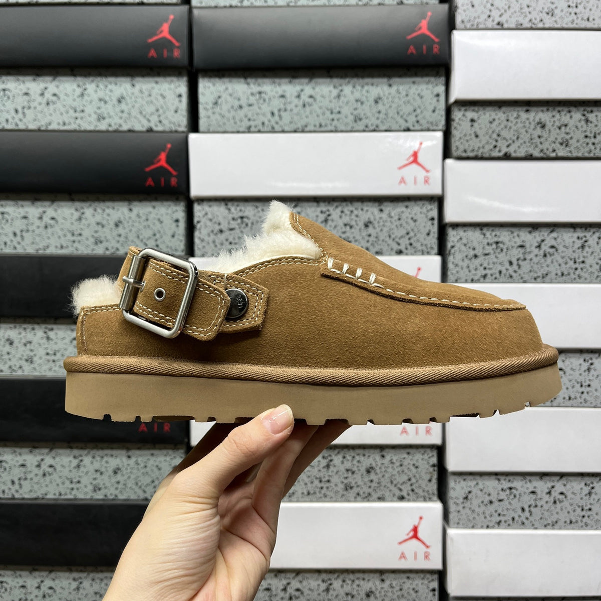 UGG Classic Snow Boot in Chestnut