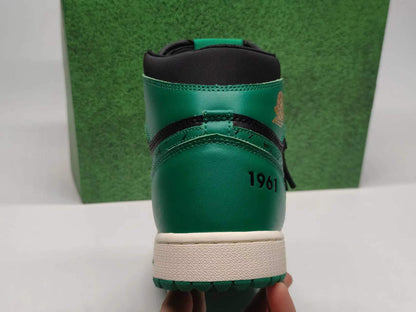 Air Jordan 1 Retro High OG "Golf Green/Black"